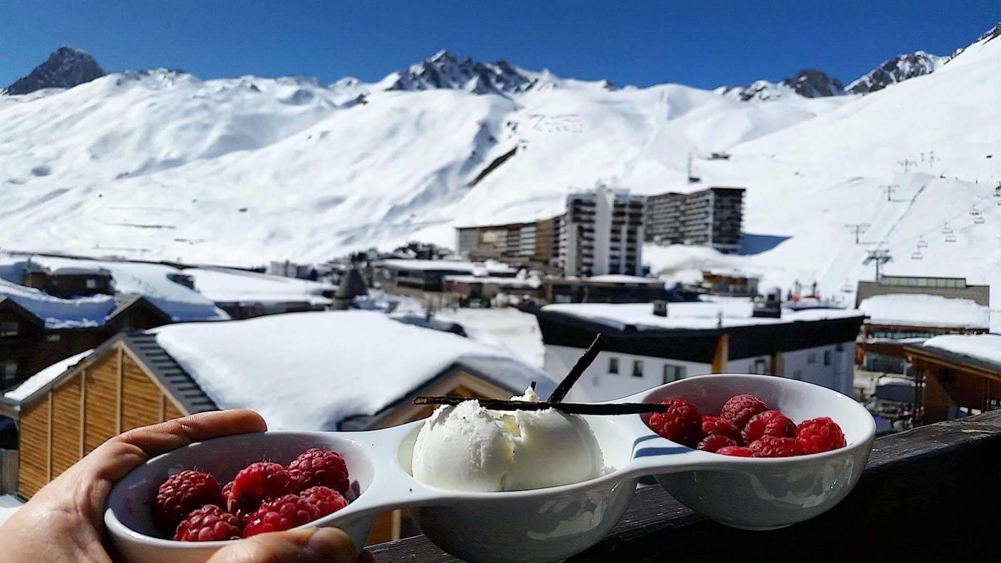 Hotel Les Campanules By Les Etincelles Tignes Exterior foto